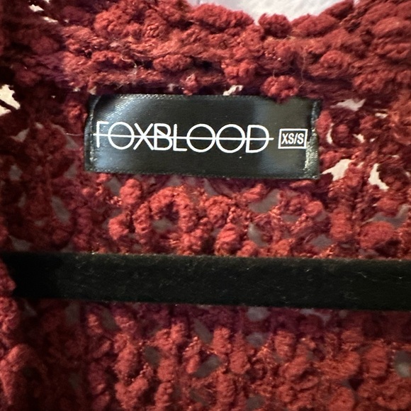 Foxblood Cardigan Wine Limited Edition - Picture 2 of 3